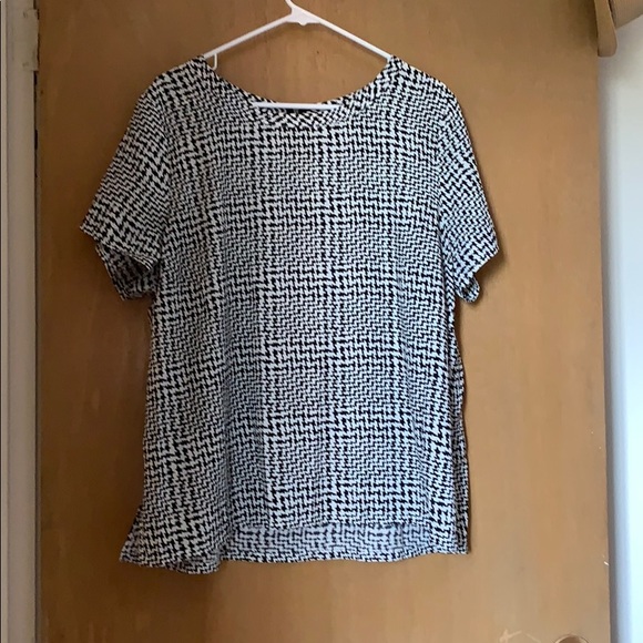 Forever 21+ Geo Print Blouse - Picture 1 of 4